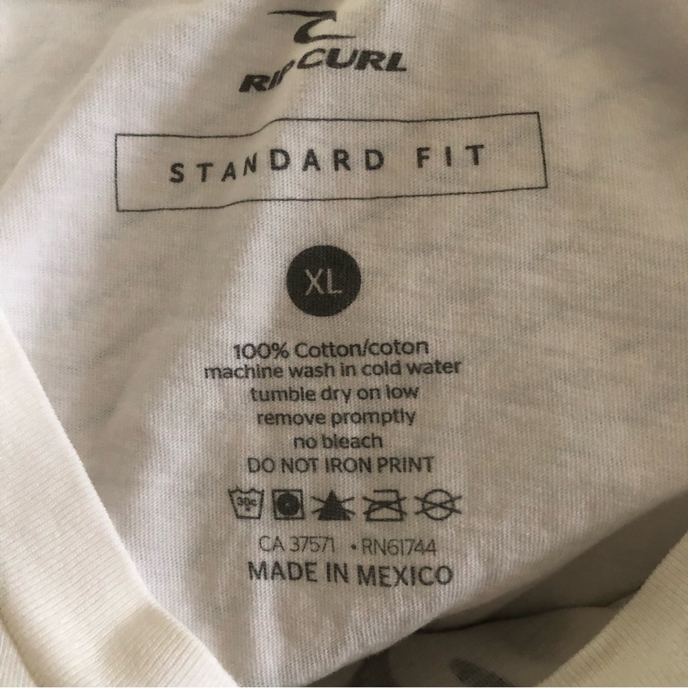 Rip Curl mens tee size XL - Picture 2 of 2